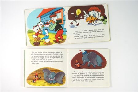 2 vintage mini boekjes Walt Disney