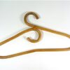 Vintage rotan kleerhangers