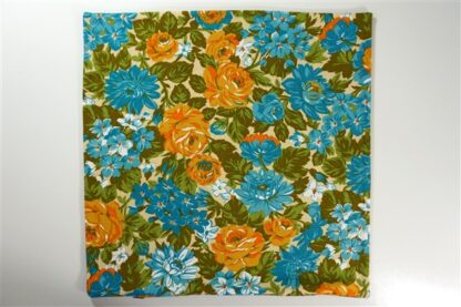 Bloemen blauw/groen/oranje 50 x 70 cm