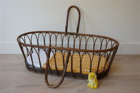 Vintage rotan (reis) wieg