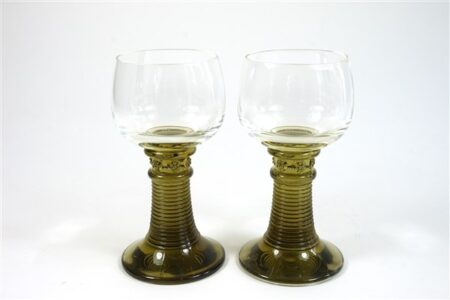 Vintage wijnglazen - groene voet