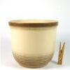 Crème / bruine pot