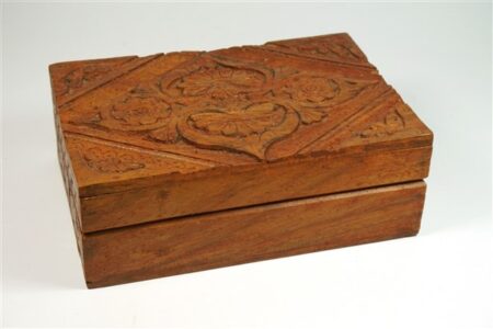 Vintage houten doos, bewerkt