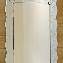 Bewerkte spiegel