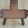 Vintage brutalist stoel, driepoot