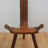 Vintage brutalist stoel, driepoot
