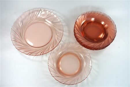 Vintage schaal roze glas + 7 borden