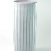 Witte vaas ribbels