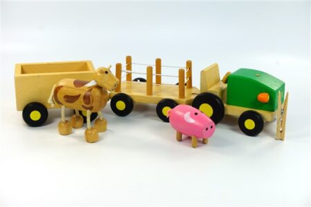 Houten tractor, karren en dieren