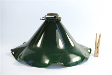 Vintage metalen lampenkap groen