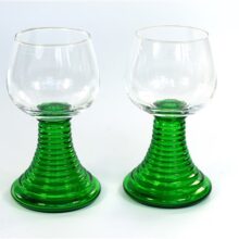 Vintage wijnglas / moezelglas groene voet