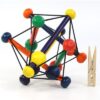 Houten rammelaar met elastiek