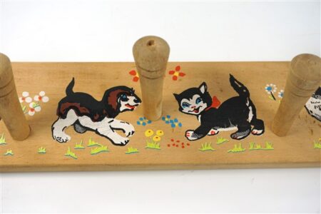 Vintage houten kinderkapstok dieren