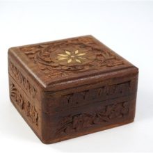 Vintage houten doosje bewerkt