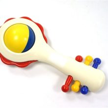 Vintage rammelaar Ambi Toys