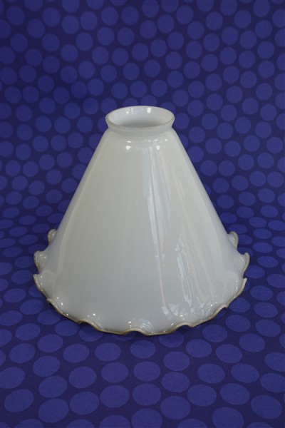Vintage lampenkap geschulpt wit opaline