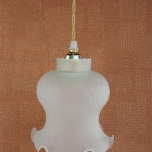 Vintage glazen lampenkap gerokt mat